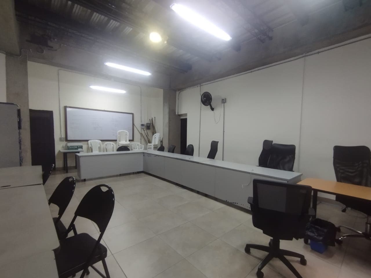 Local en arriendo en Villa Nueva, Centro, Medellín — foto 4 de 4