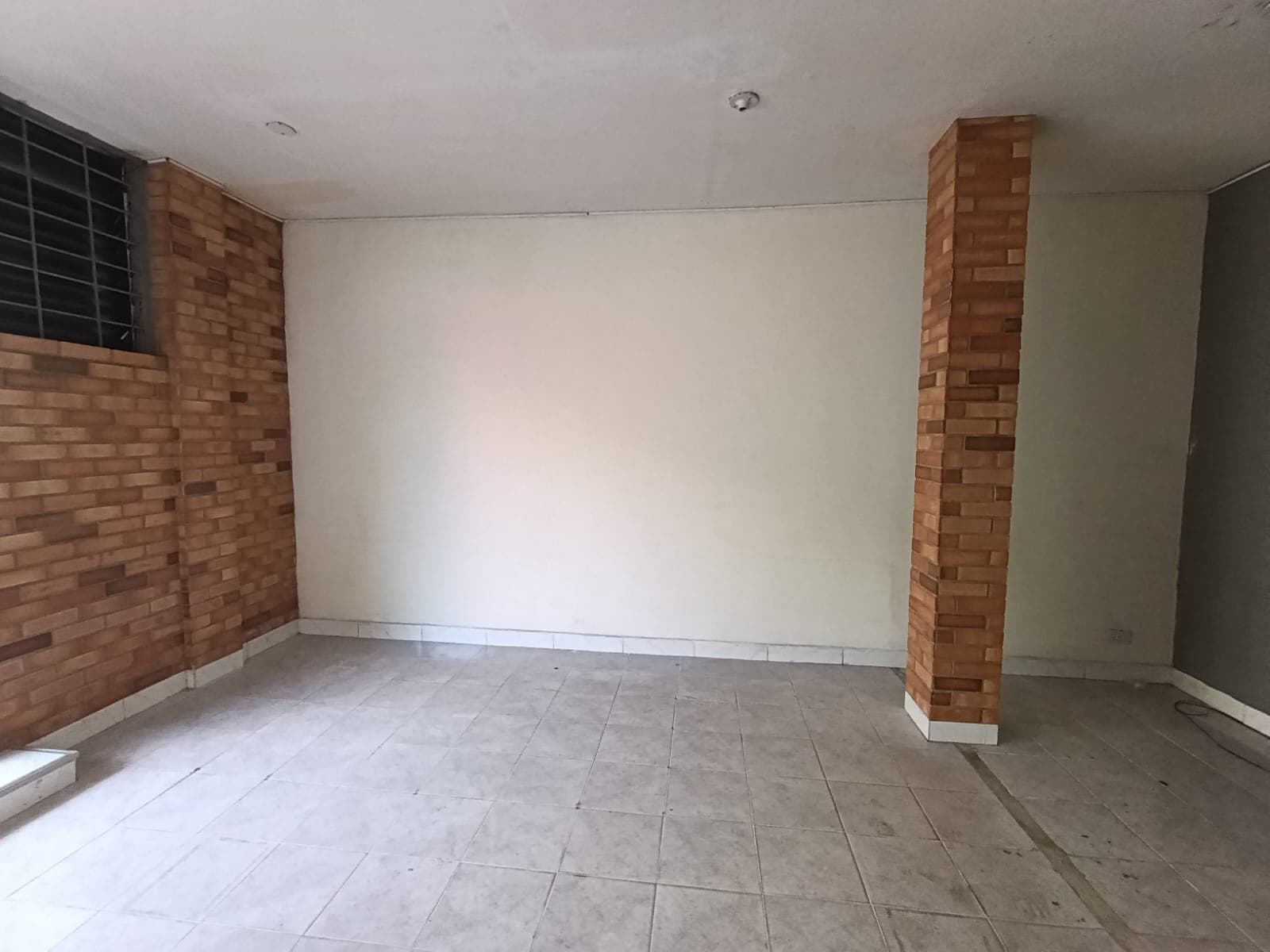 Local en arriendo en La Candelaria, Centro, Medellín — foto 5 de 20