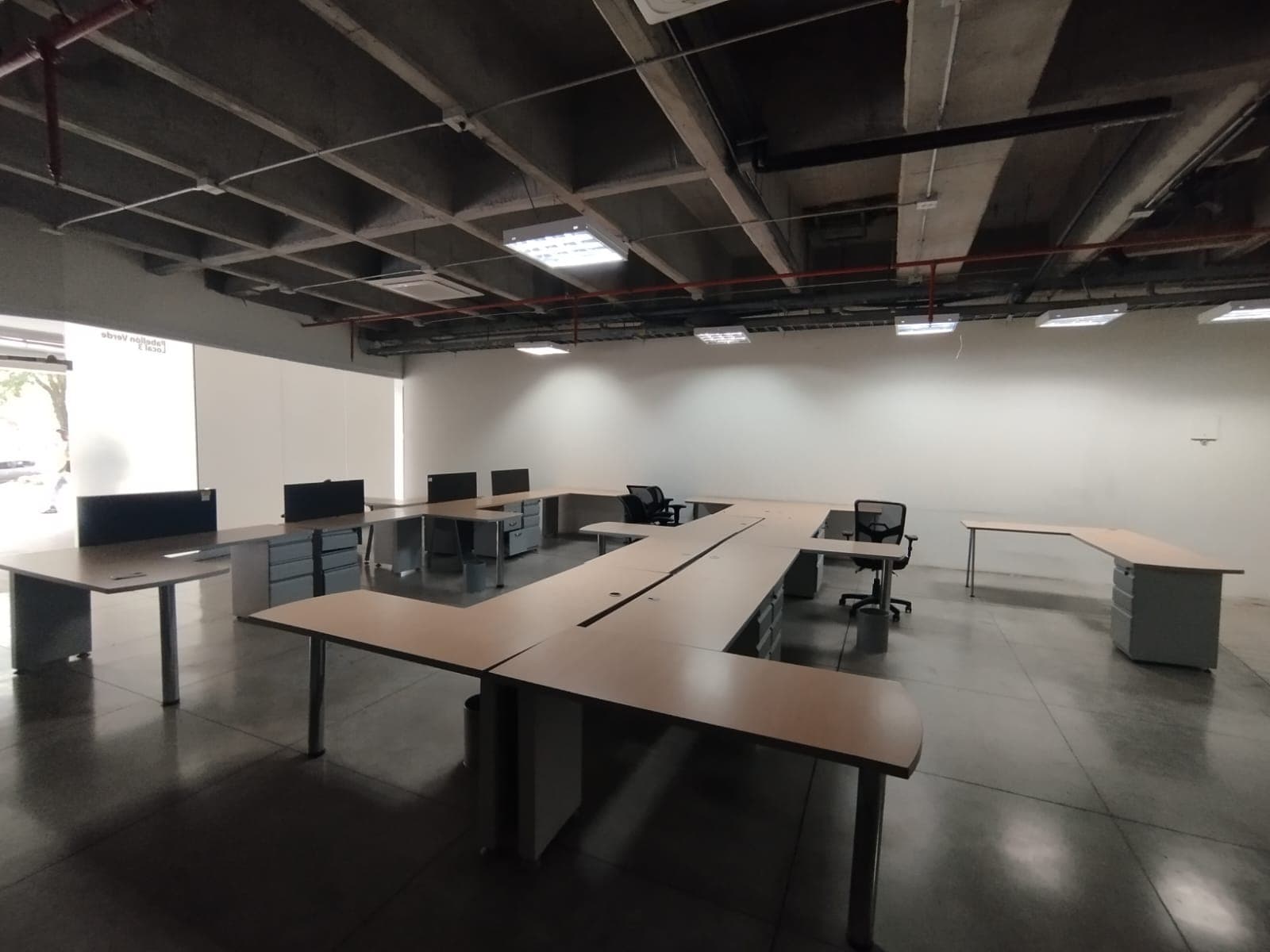 Oficina en arriendo en Alpujarra, Centro, Medellín — foto 3 de 13