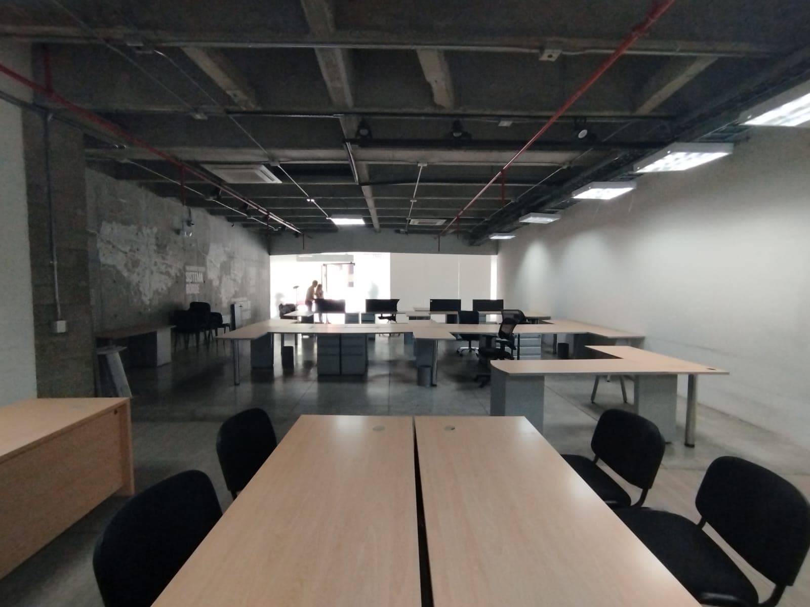 Oficina en arriendo en Alpujarra, Centro, Medellín — foto 5 de 13
