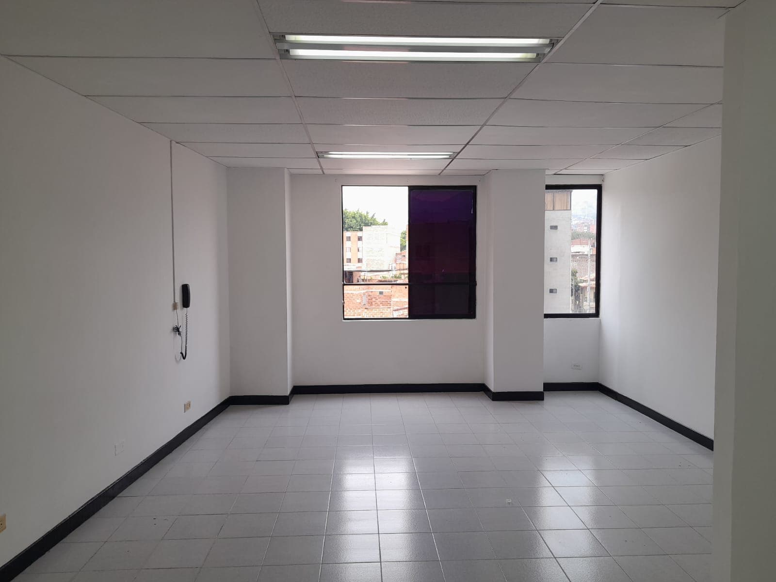 Oficina en arriendo en Laureles, Medellín — foto 4 de 15