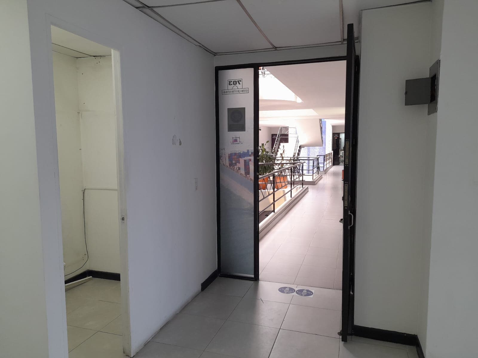 Oficina en arriendo en Laureles Medellín — foto 2 de 18