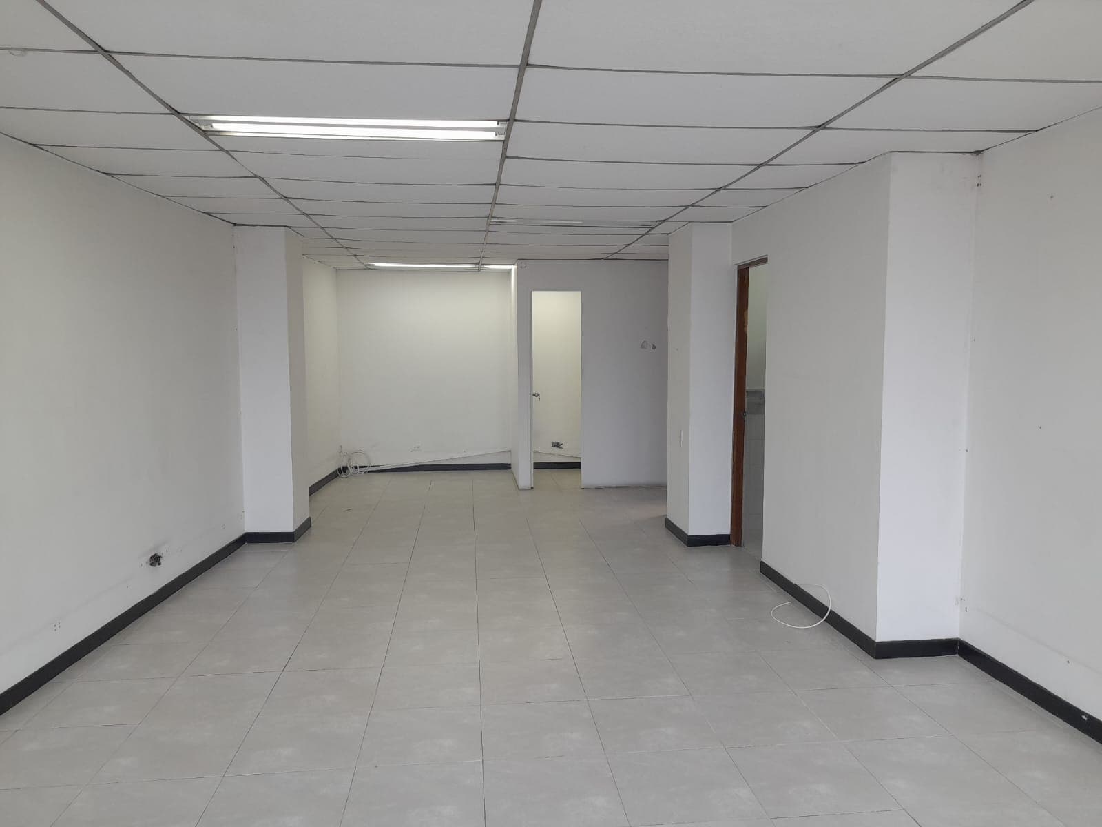 Oficina en arriendo en Laureles Medellín — foto 4 de 18