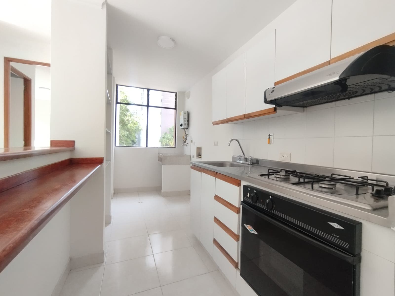 Apartamento en arriendo en El Poblado, Medellín — foto 5 de 13