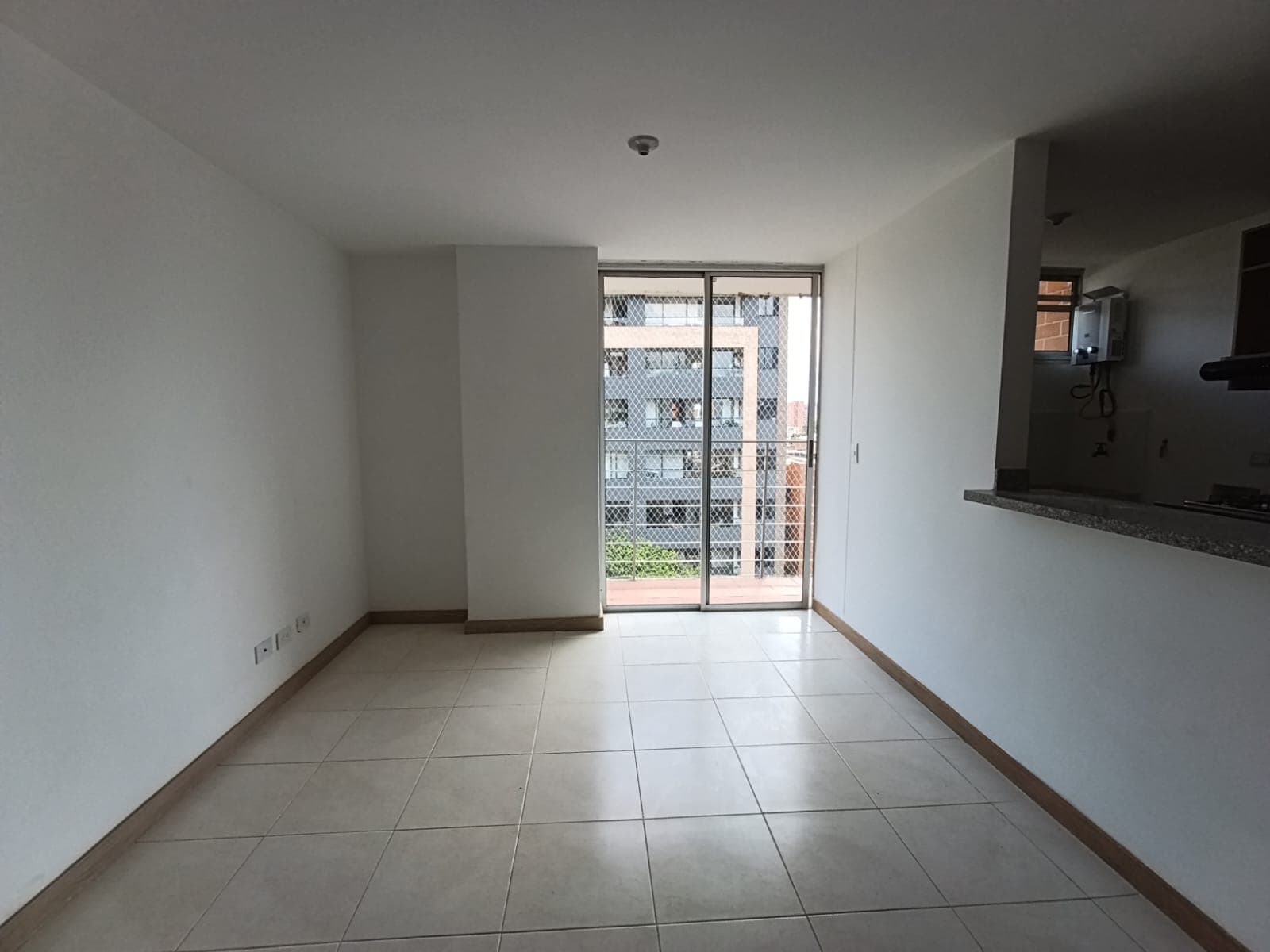 Apartamento en arriendo en La Palma, Belen, Medellín — foto 2 de 20