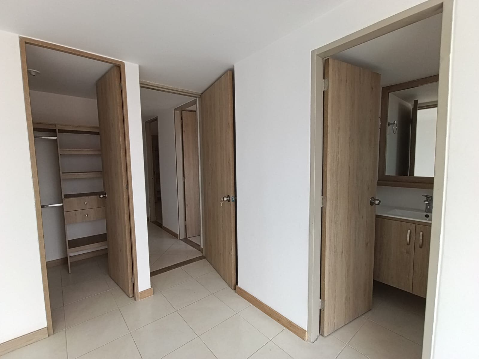 Apartamento en arriendo en La Palma, Belen, Medellín — foto 4 de 20