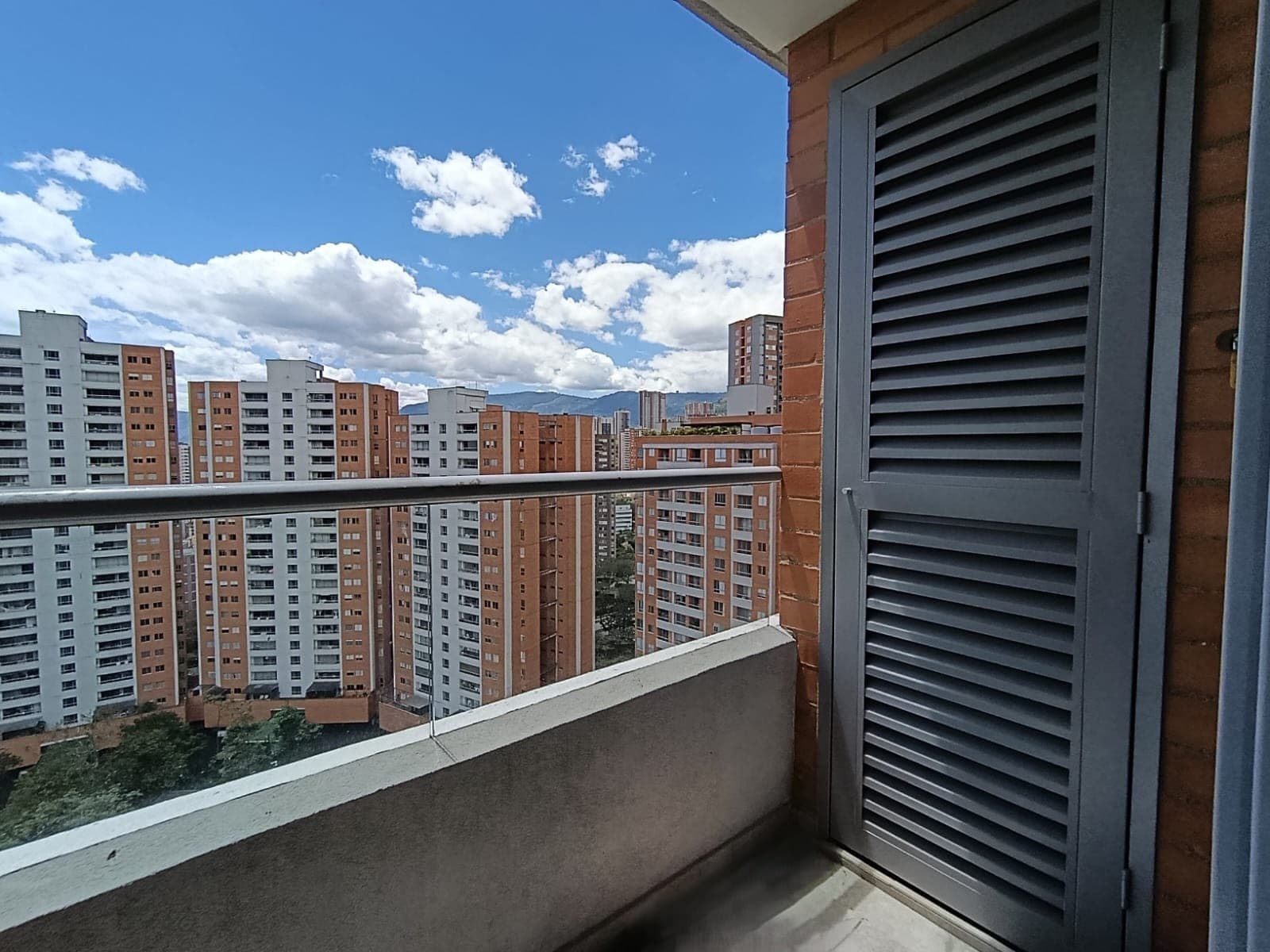 Apartamento en arriendo en Vereda Cañaveralejo, Sabaneta — foto 1 de 18