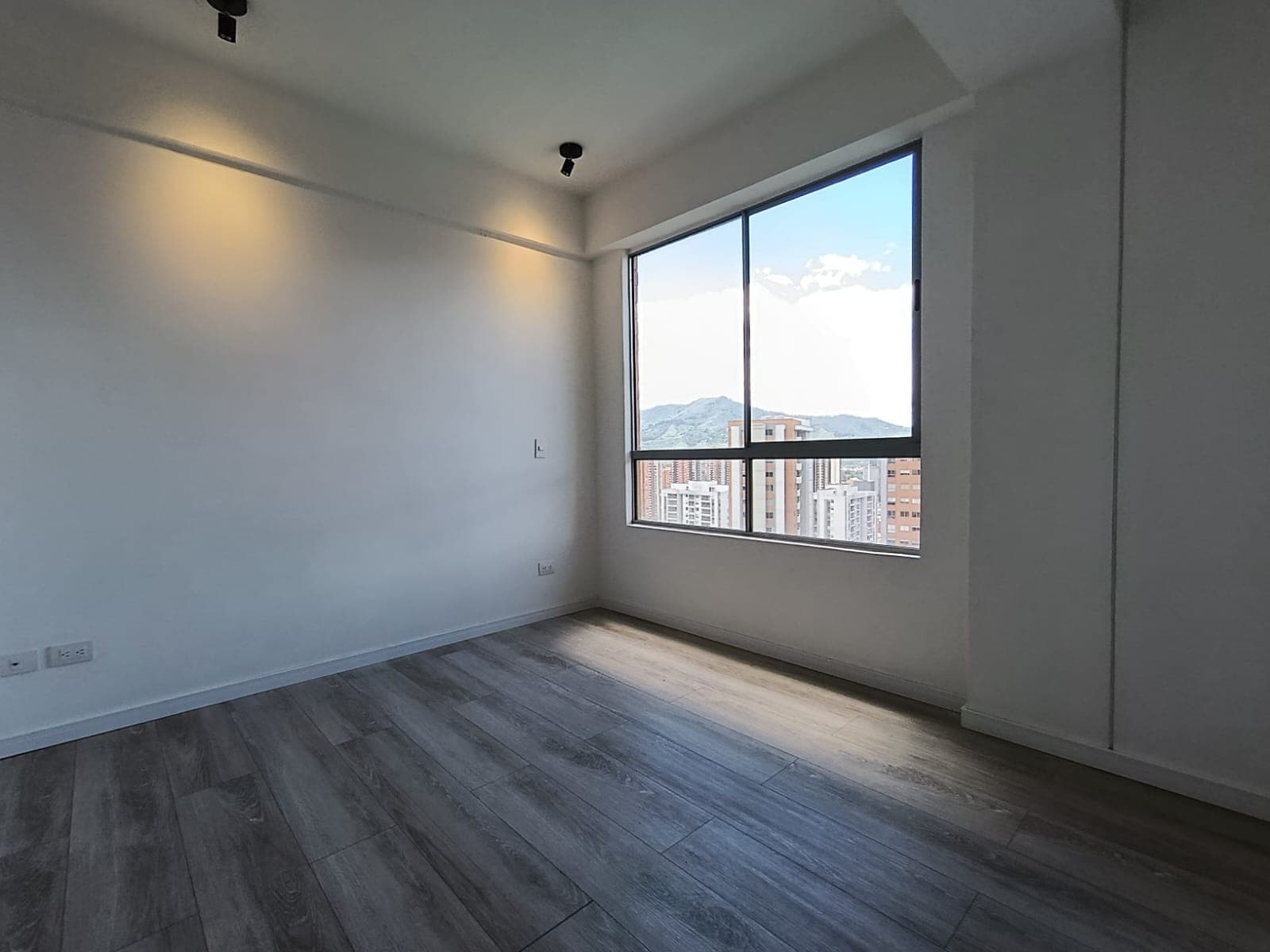 Apartamento en arriendo en Vereda Cañaveralejo, Sabaneta — foto 4 de 18