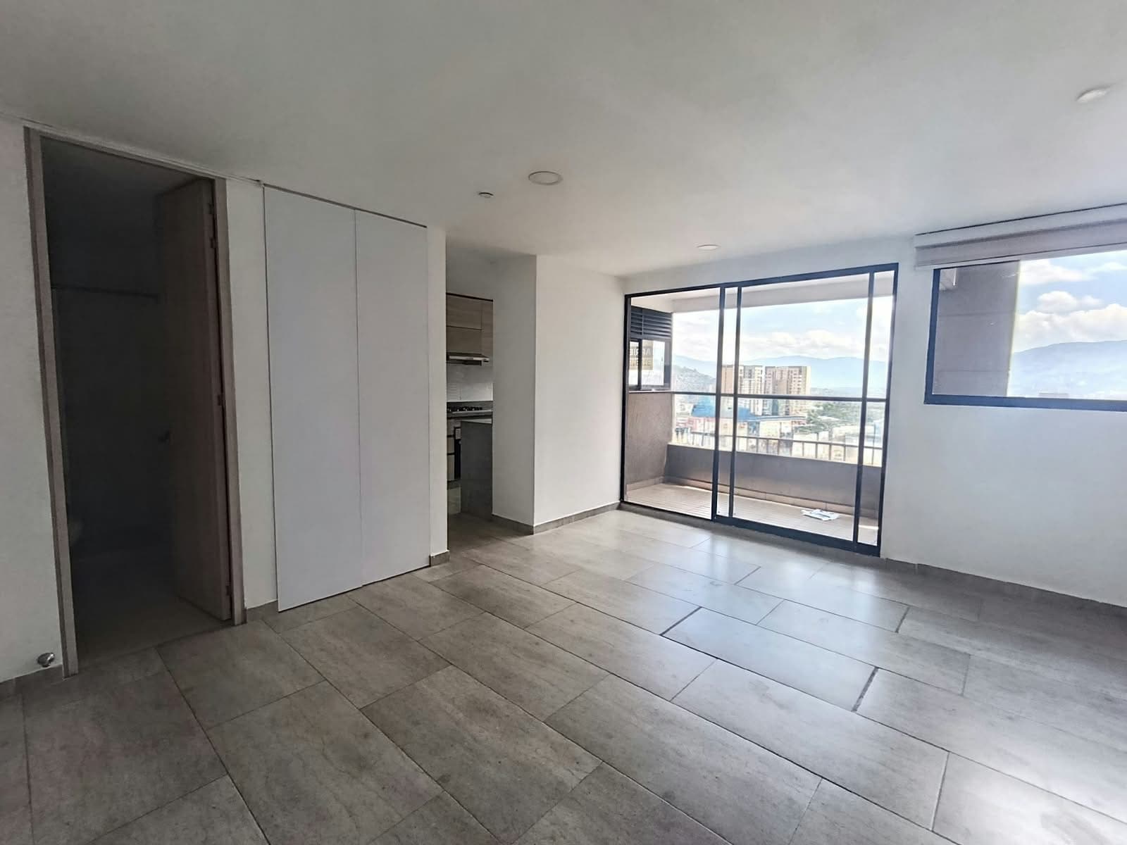 Apartamento en arriendo en Mayorca, Sabaneta — foto 2 de 17