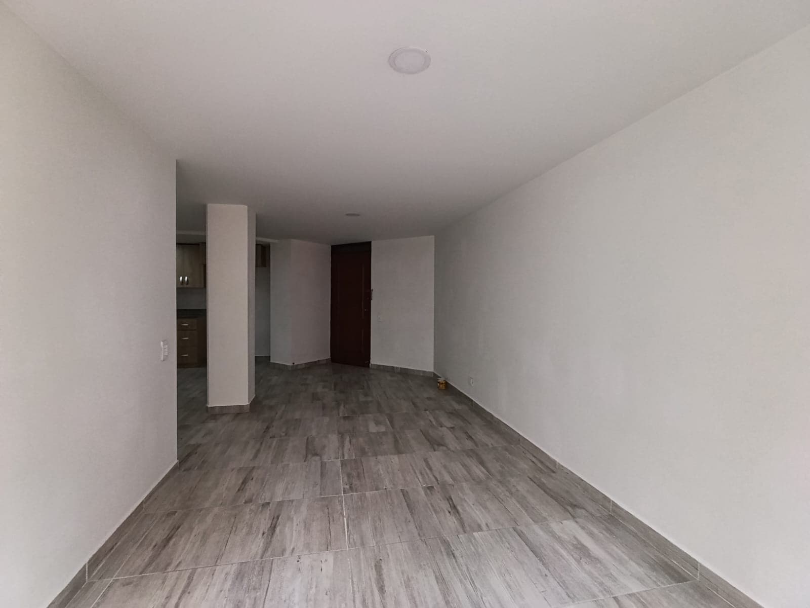 Apartamento en arriendo en Loma Del Indio, El Poblado, Medellín — foto 5 de 17