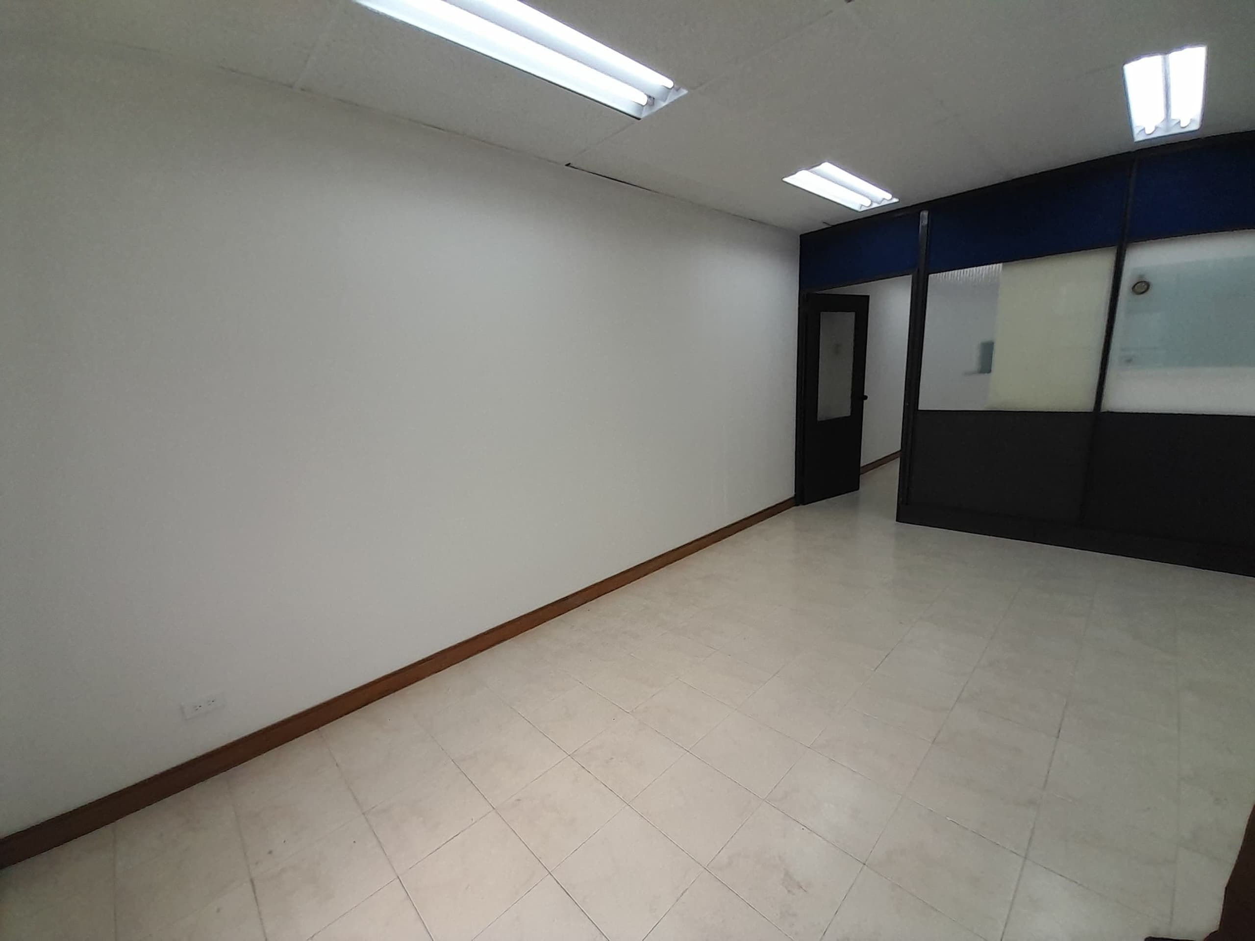 Oficina en arriendo en El Poblado, Medellín — foto 3 de 13