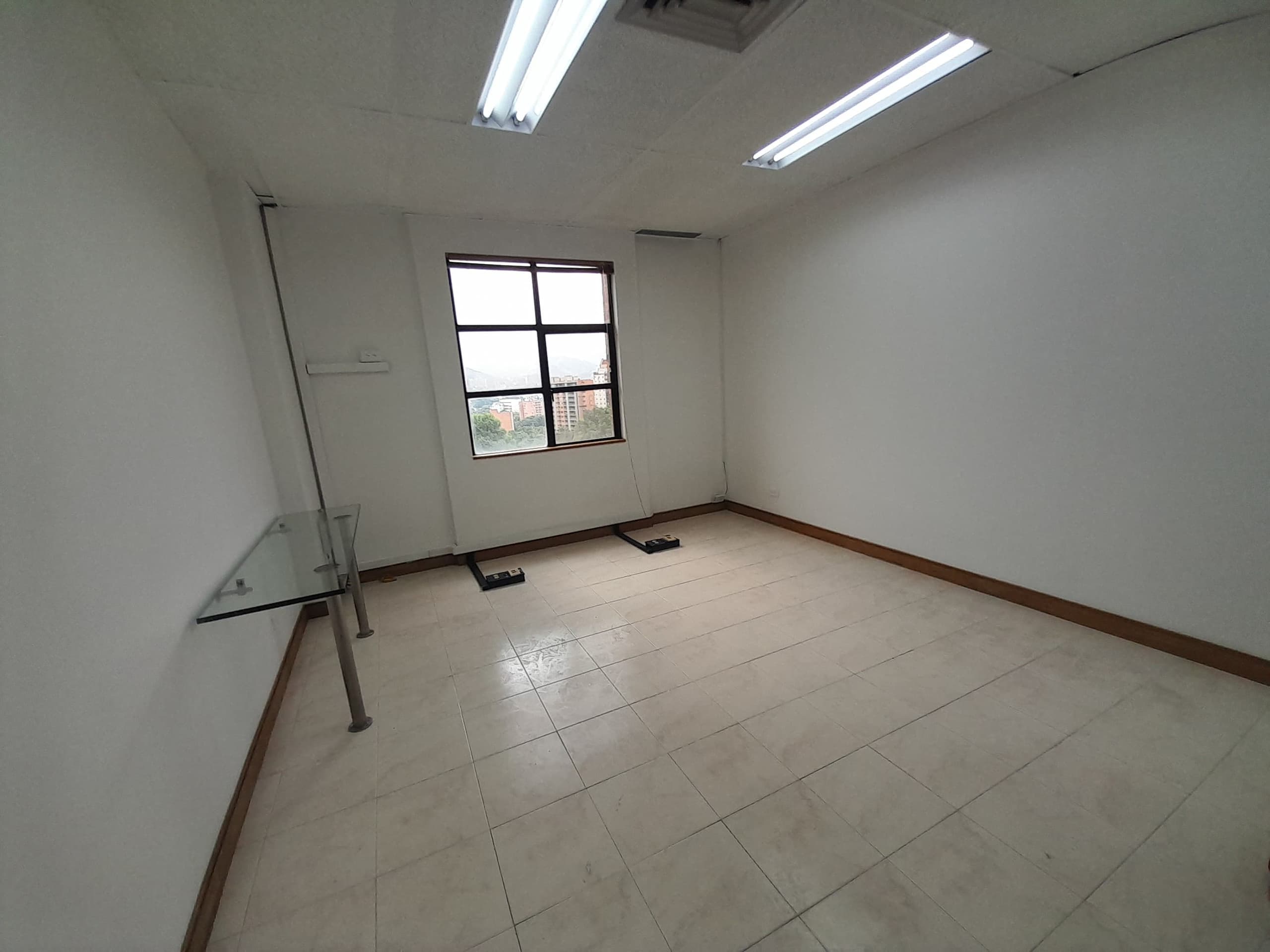 Oficina en arriendo en El Poblado, Medellín — foto 5 de 13