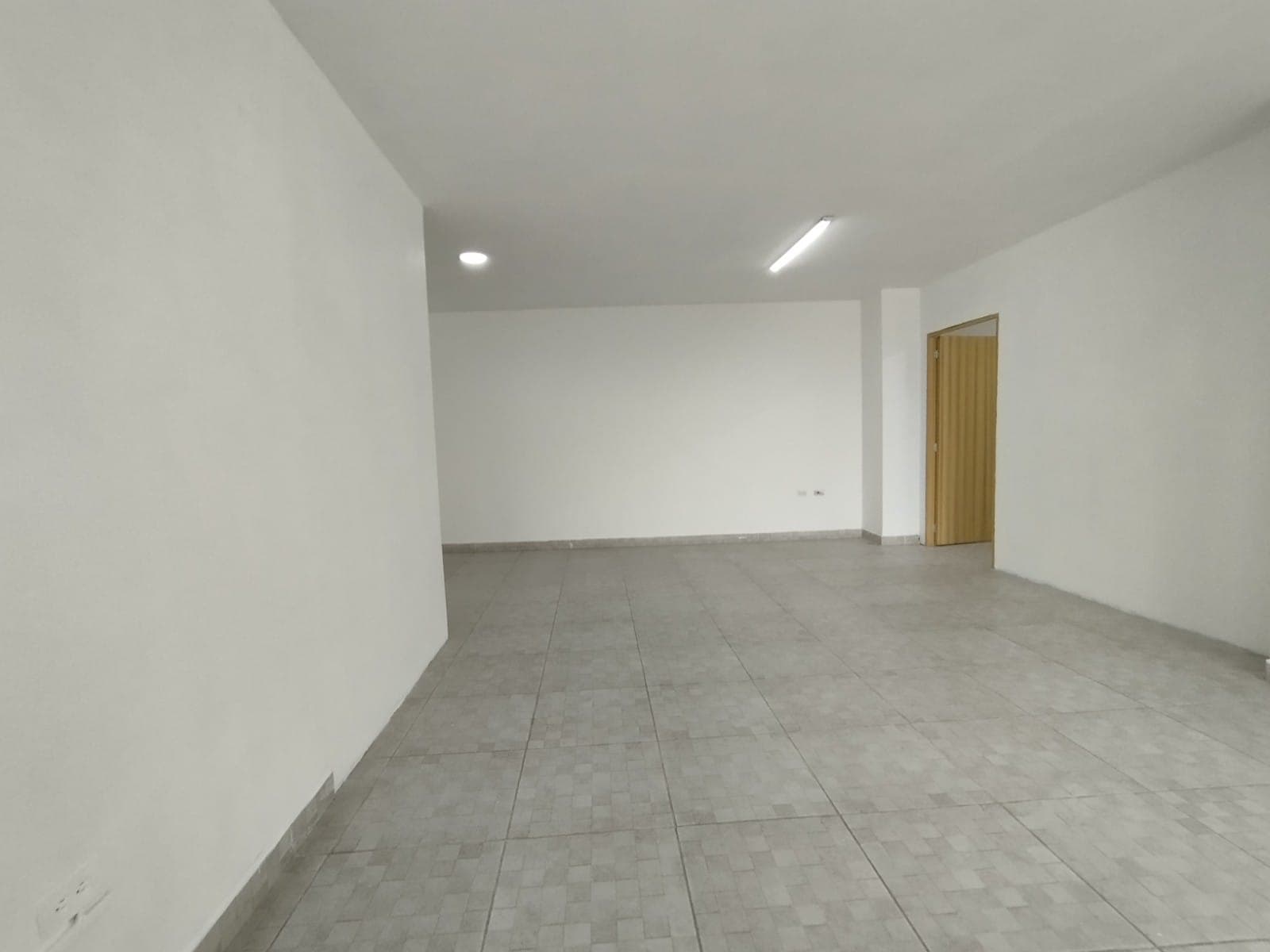 Bodega en arriendo en Centro De La Moda, Itagui — foto 4 de 14