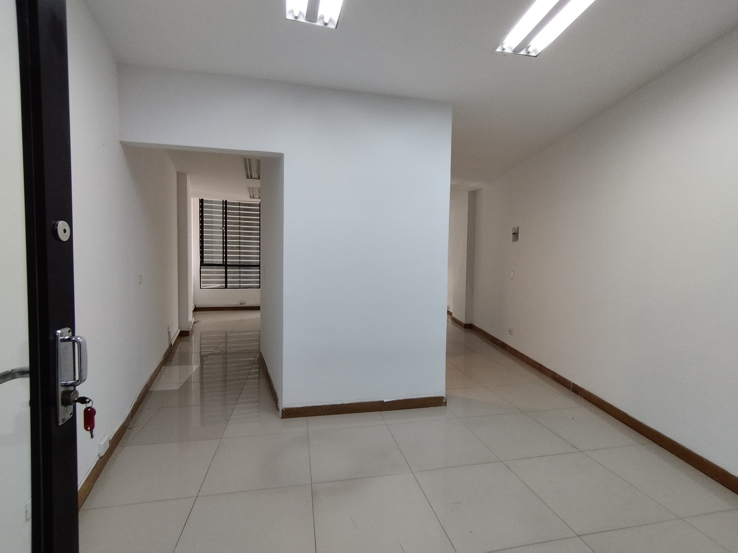 Local en arriendo en Milla De Oro, El Poblado, Medellín — foto 5 de 7