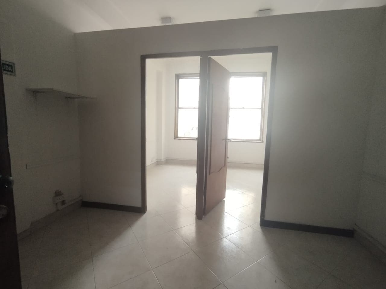 Oficina en arriendo en Centro, Medellín — foto 4 de 5