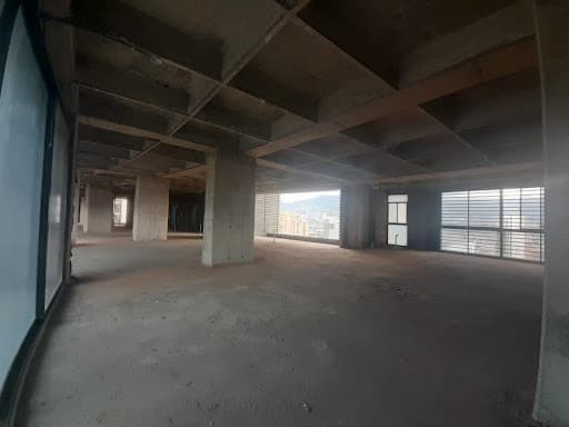 Oficina en arriendo en Los Balsos, El Poblado, Medellín — foto 3 de 9