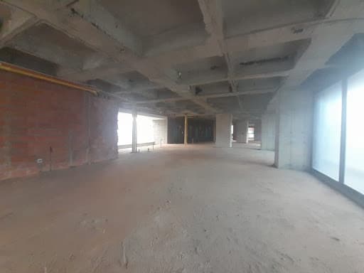 Oficina en arriendo en Los Balsos, El Poblado, Medellín — foto 5 de 9
