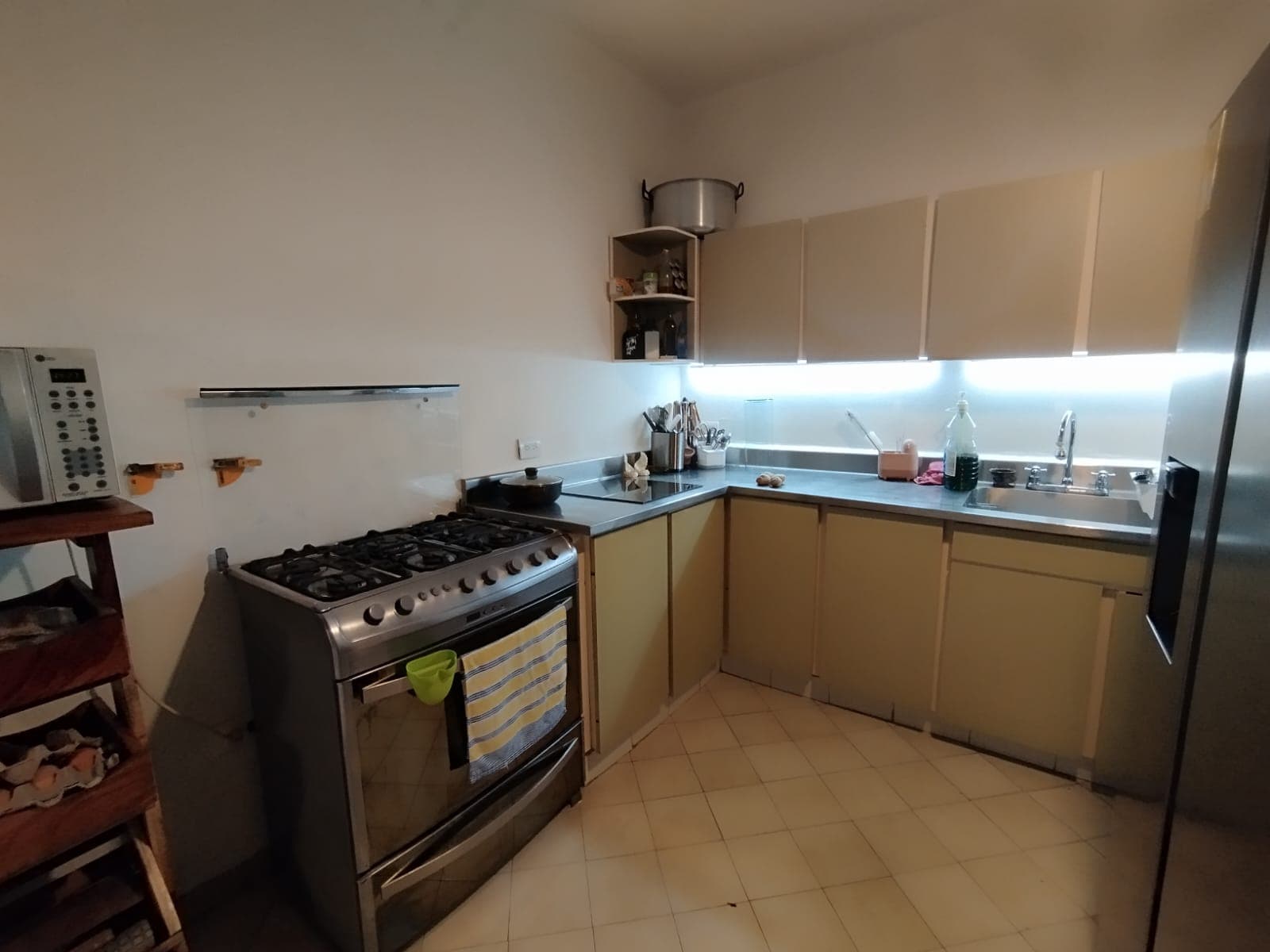 Casa Comercial en arriendo en Las Acacias, Laureles, Medellín — foto 3 de 19