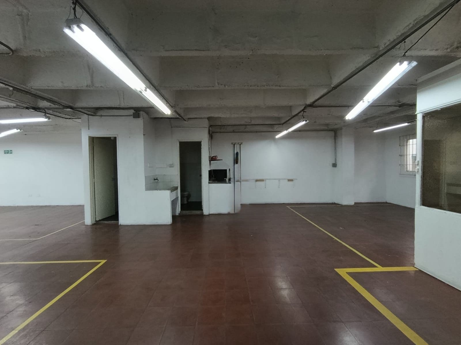 Local en arriendo en Perpetuo Socorro, Centro, Medellín — foto 2 de 14