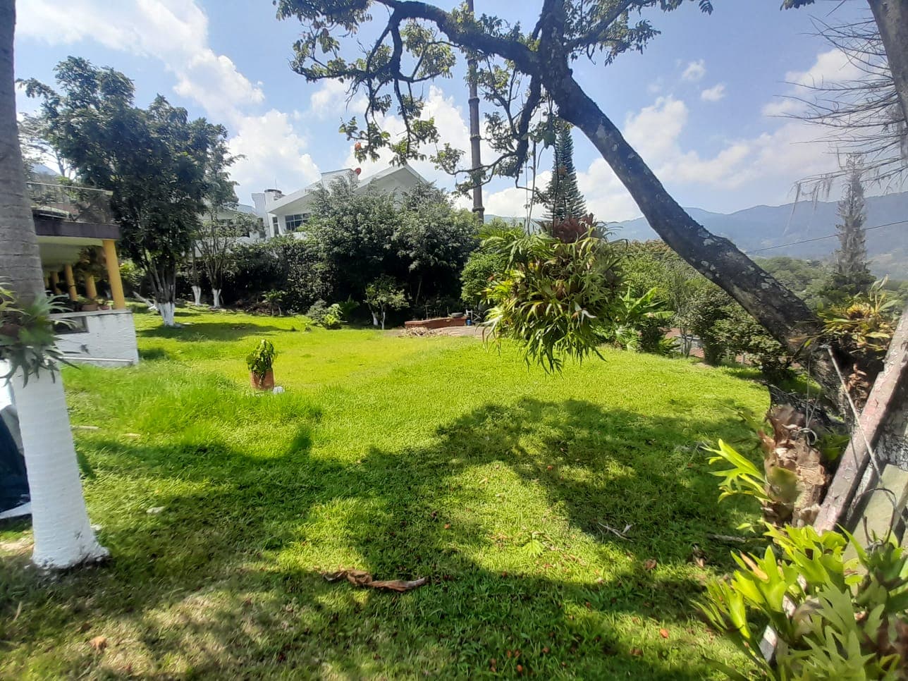Casa Comercial en arriendo en Loma Del Escobero, Envigado — foto 2 de 20