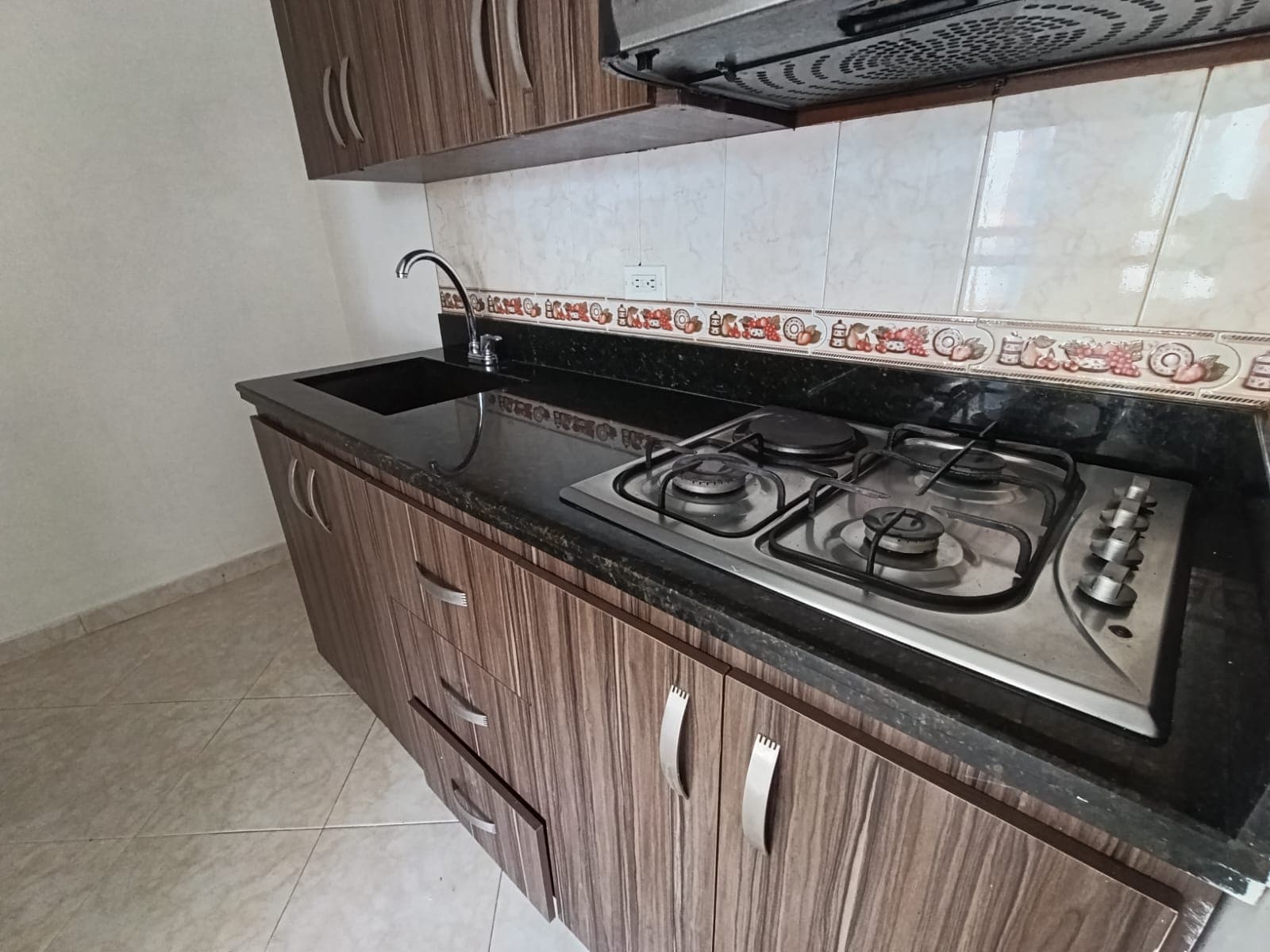 Apartamento en arriendo en Calasanz, La America, Medellín — foto 1 de 19