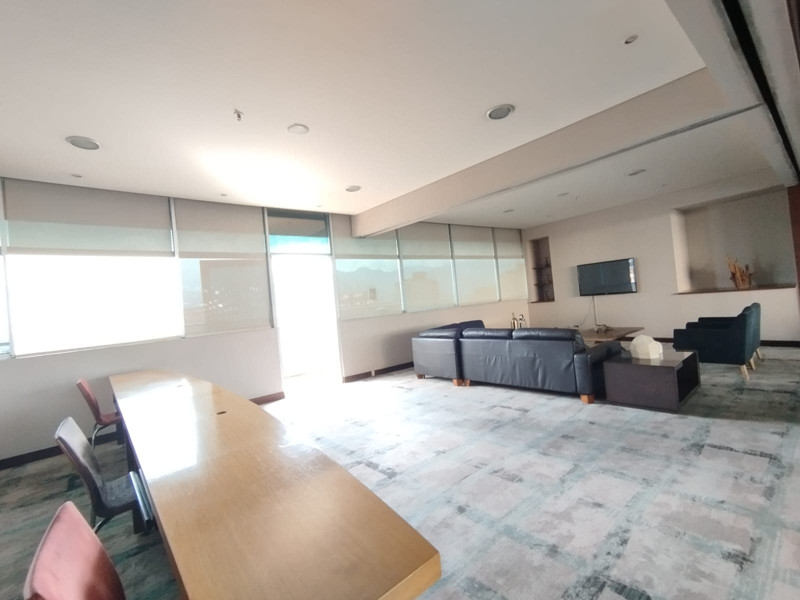 Apartaestudio en arriendo en Los Balsos, El Poblado, Medellín — foto 4 de 15