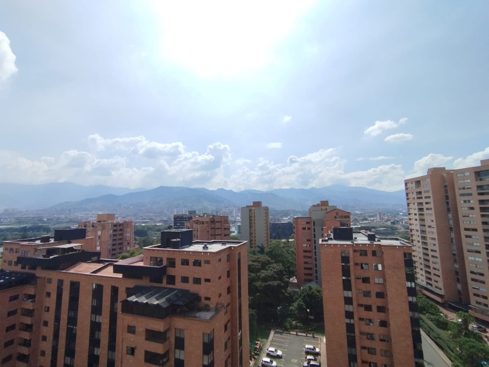 Apartaestudio en arriendo en Los Balsos, El Poblado, Medellín — foto 5 de 15