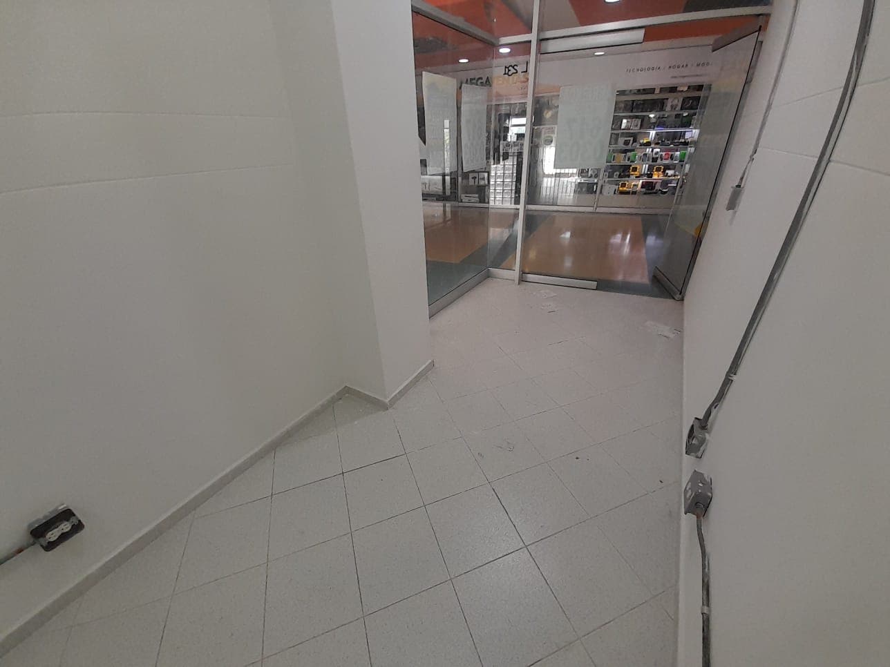 Oficina en arriendo en Niquia, Bello — foto 3 de 8