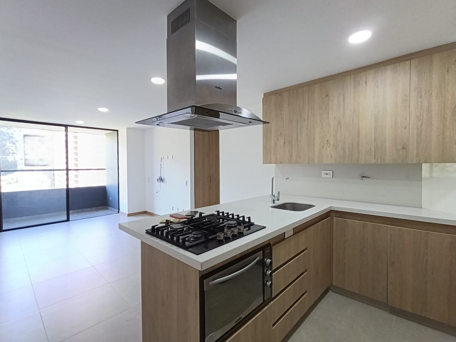 Apartamento en arriendo en Las Palmas, Centro, Medellín — foto 1 de 13