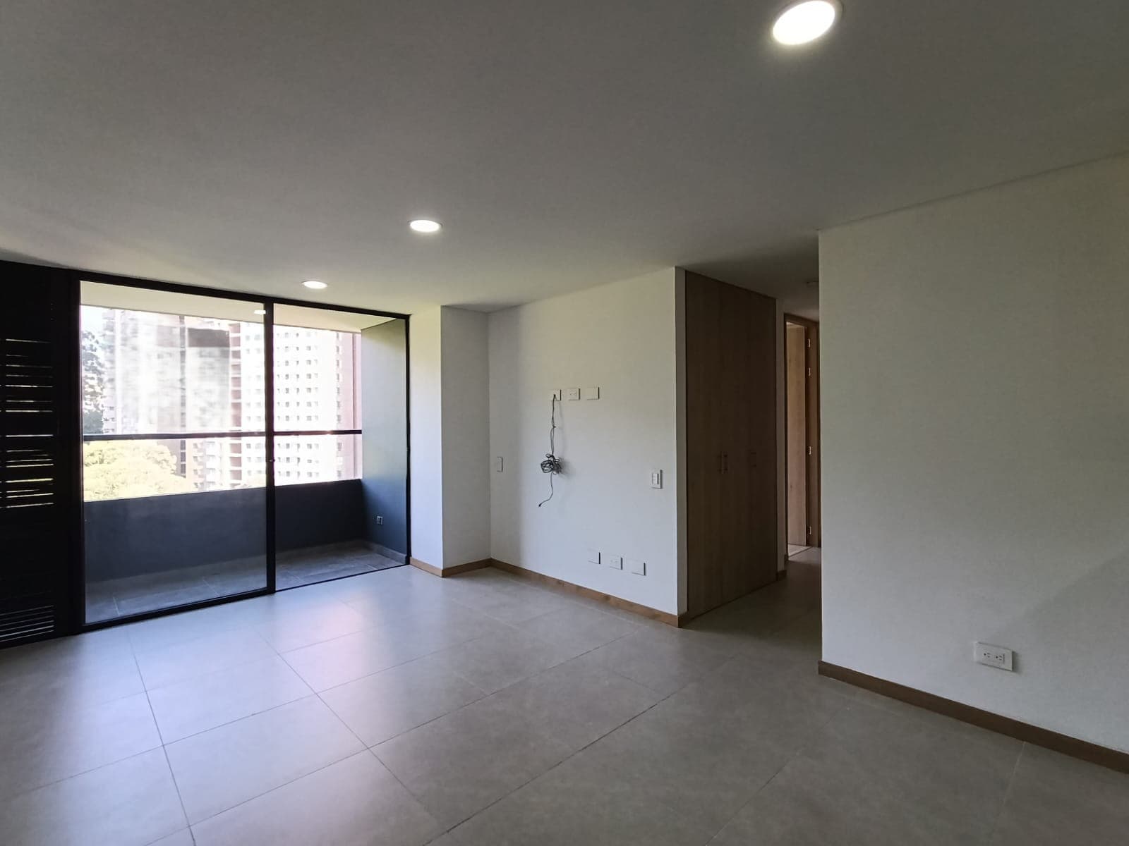 Apartamento en arriendo en Las Palmas, Centro, Medellín — foto 3 de 13