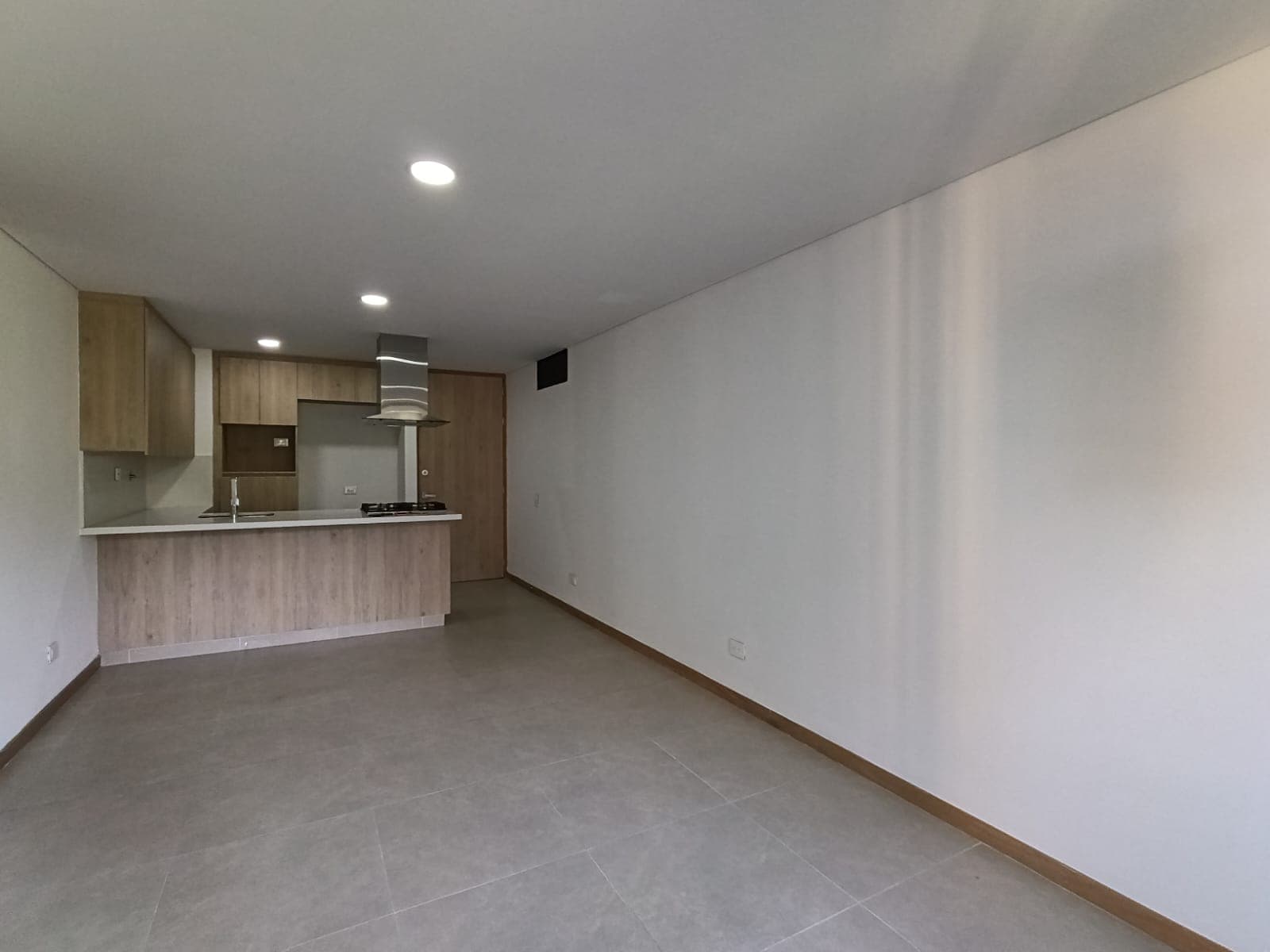 Apartamento en arriendo en Las Palmas, Centro, Medellín — foto 4 de 13