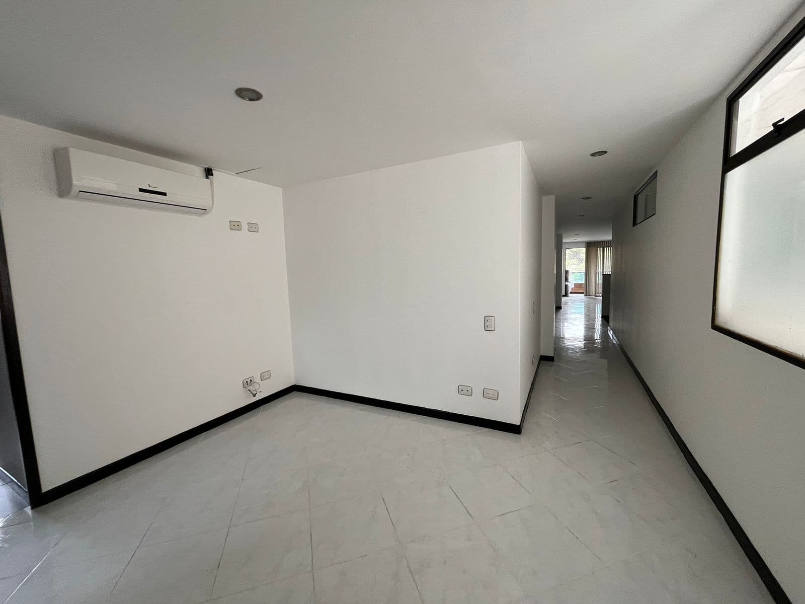 Apartamento en arriendo en El Portal, Envigado — foto 5 de 13