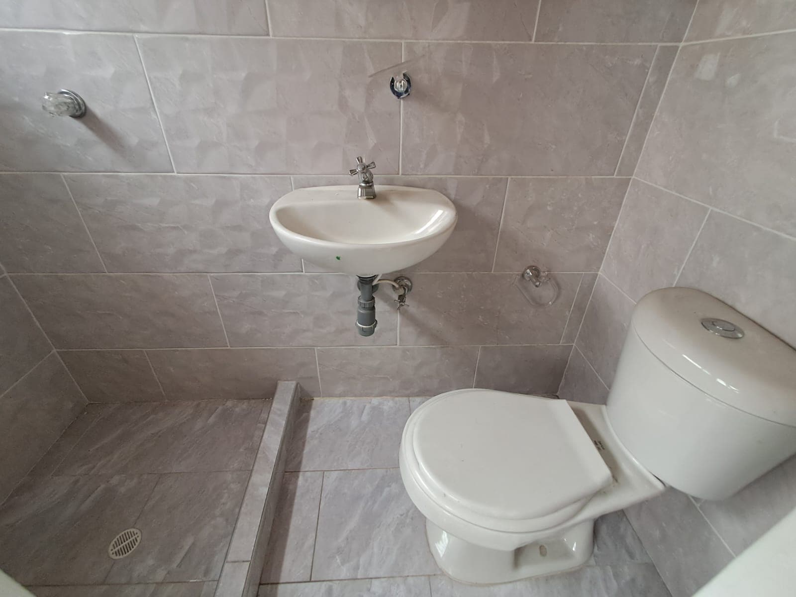 Apartamento en arriendo en Calasanz, La America, Medellín — foto 4 de 20