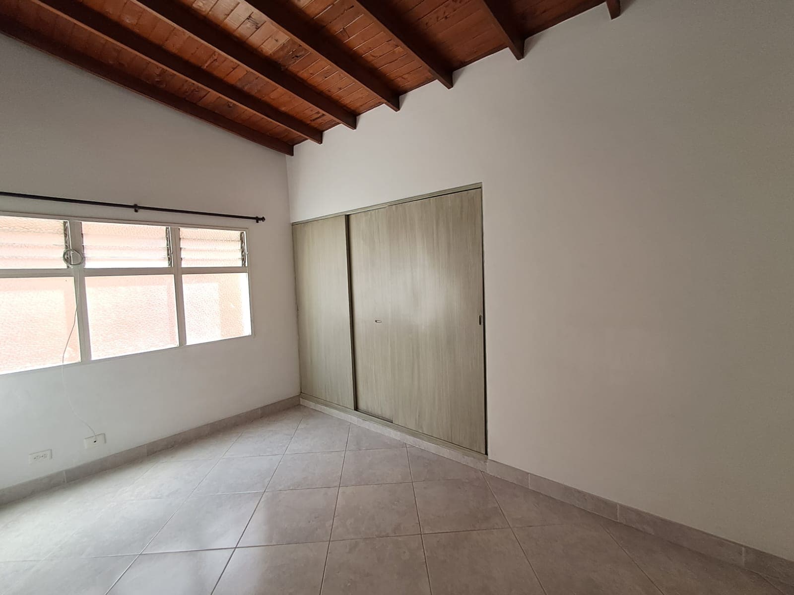 Apartamento en arriendo en Calasanz, La America, Medellín — foto 5 de 20