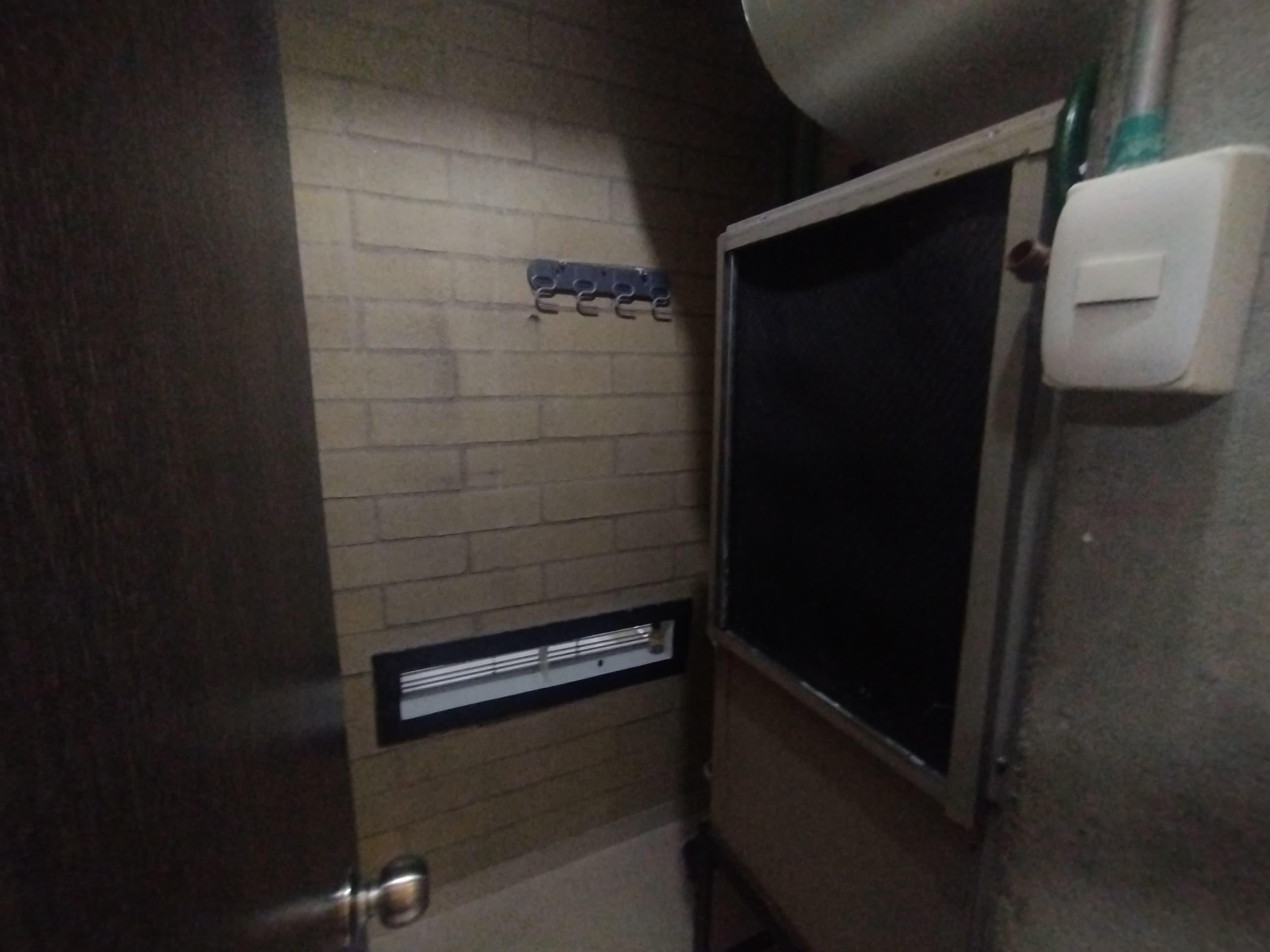 Oficina en arriendo en Aguacatala, El Poblado, Medellín — foto 5 de 9