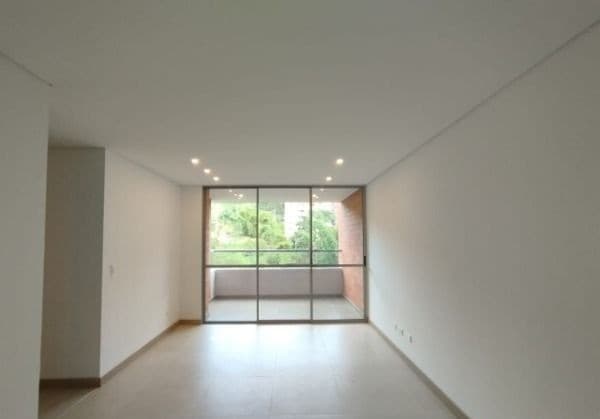 Apartamento en arriendo en El Chinguí, Envigado — foto 2 de 17