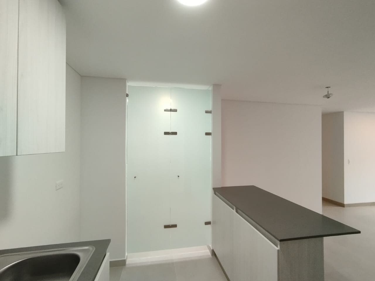 Apartamento en arriendo en El Chinguí, Envigado — foto 4 de 17