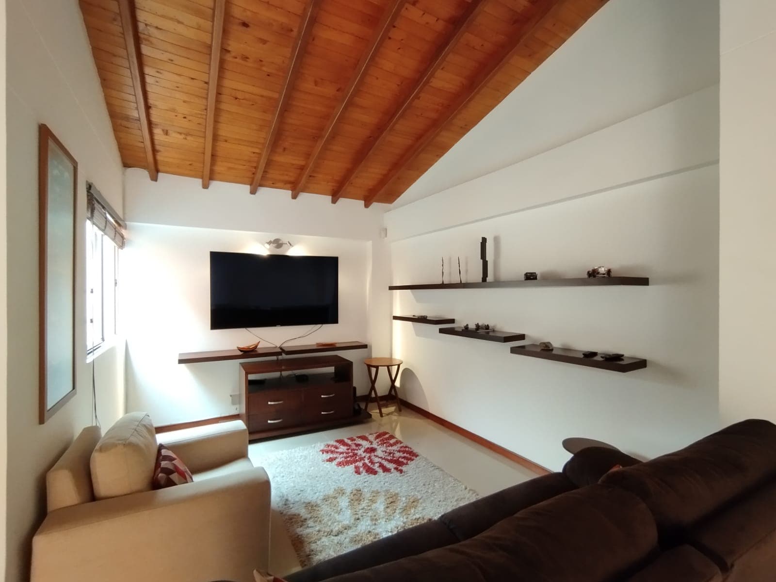 Casa Vivienda en arriendo en Transversal Intermedia, Envigado — foto 2 de 20