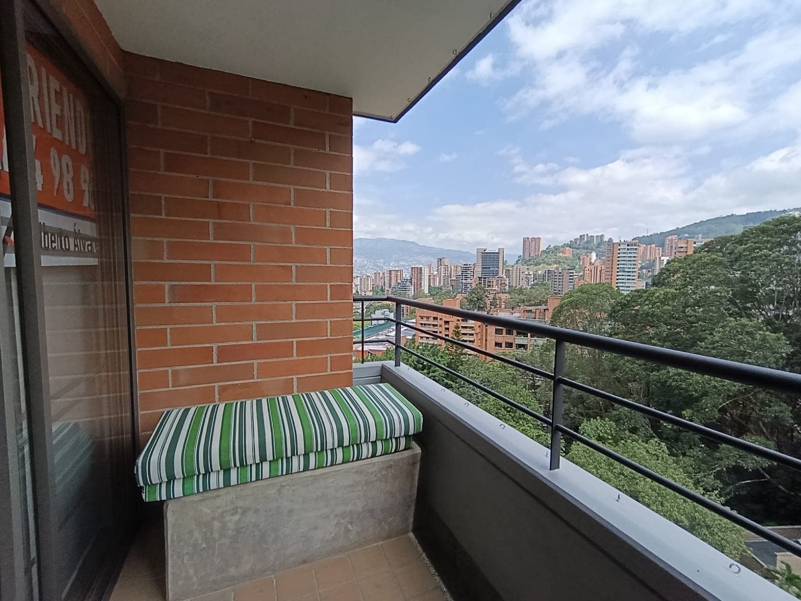 Apartamento en arriendo en Las Lomas, El Poblado, Medellín — foto 1 de 20