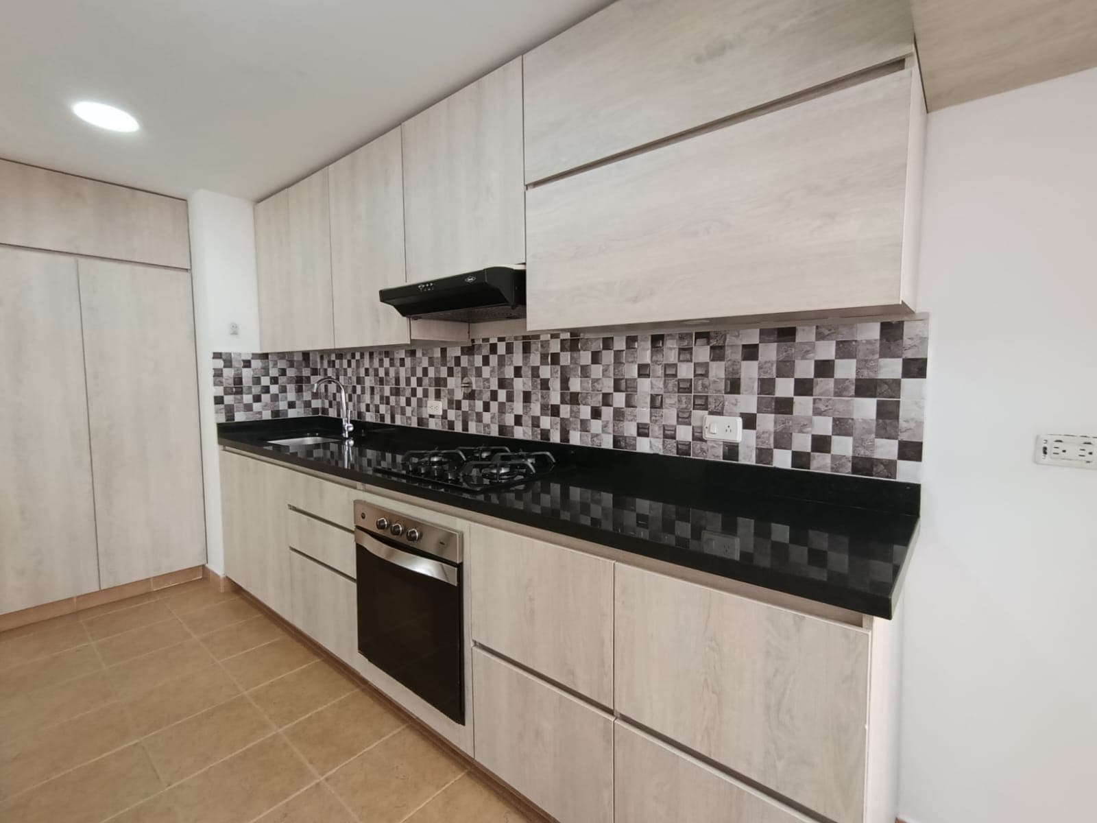 Apartamento en arriendo en Las Lomas, El Poblado, Medellín — foto 2 de 20
