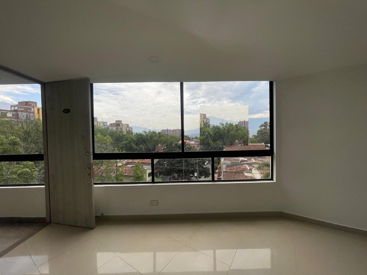 Apartamento en arriendo en Almería, La America, Medellín — foto 4 de 19