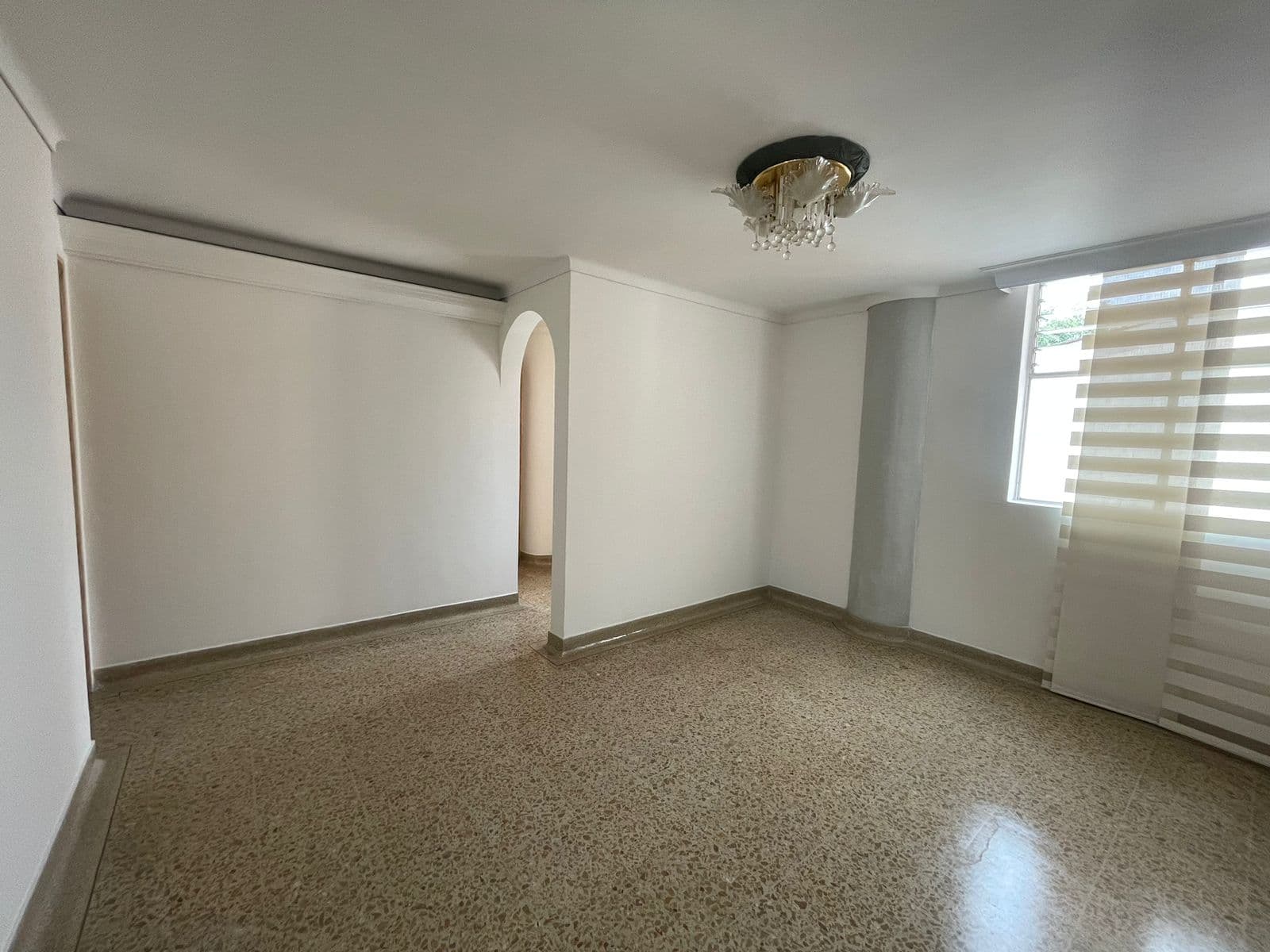 Apartamento en arriendo en Laureles, Medellín — foto 2 de 20