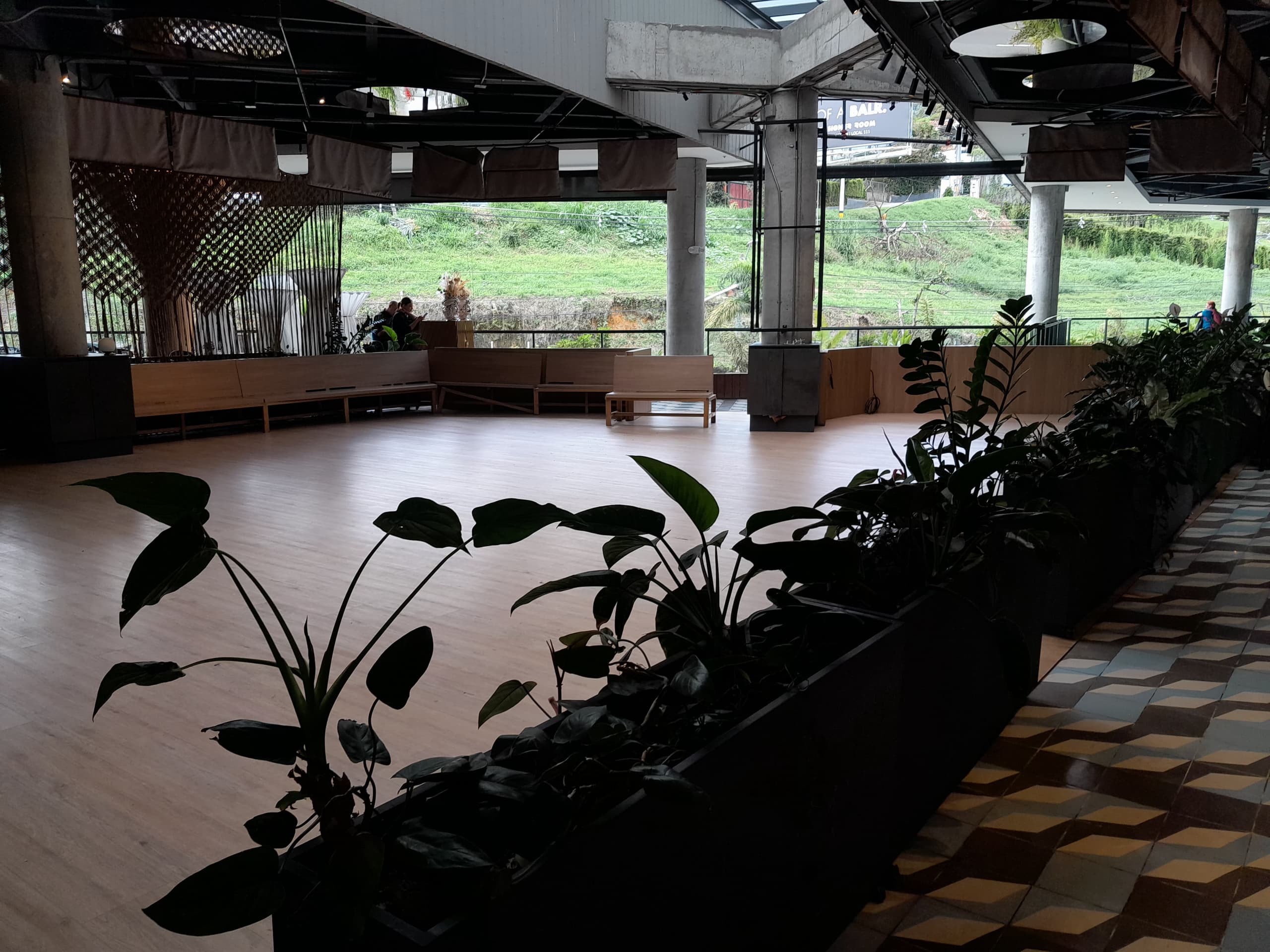 Local en arriendo en Benedictinos, Envigado — foto 2 de 11