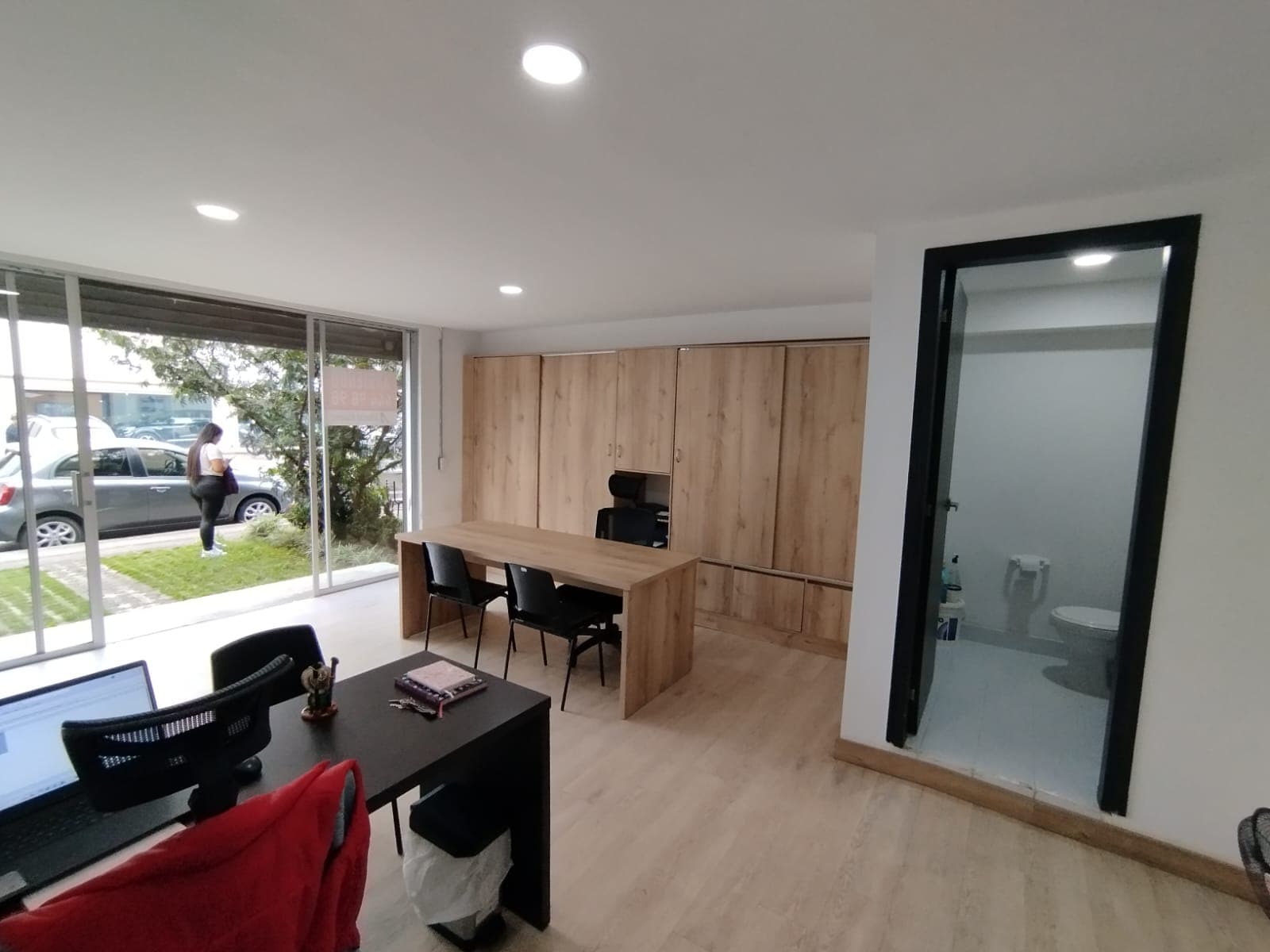 Oficina en arriendo en El Poblado, Medellín — foto 3 de 7