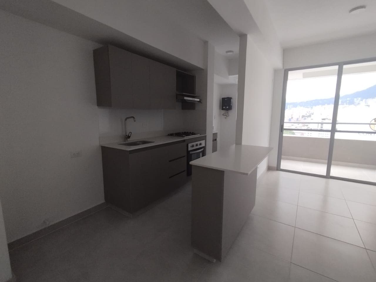 Apartamento en arriendo en Jardines, Envigado — foto 2 de 12