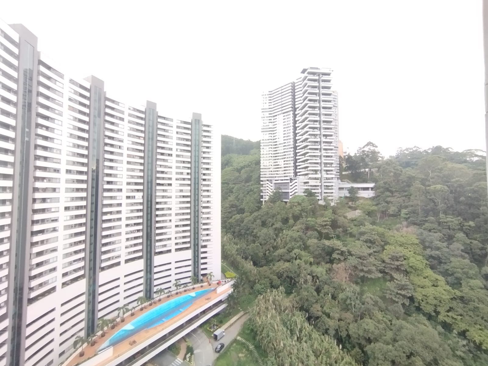 Apartamento en arriendo en Loma del Indio, El Poblado, Medellín — foto 2 de 20