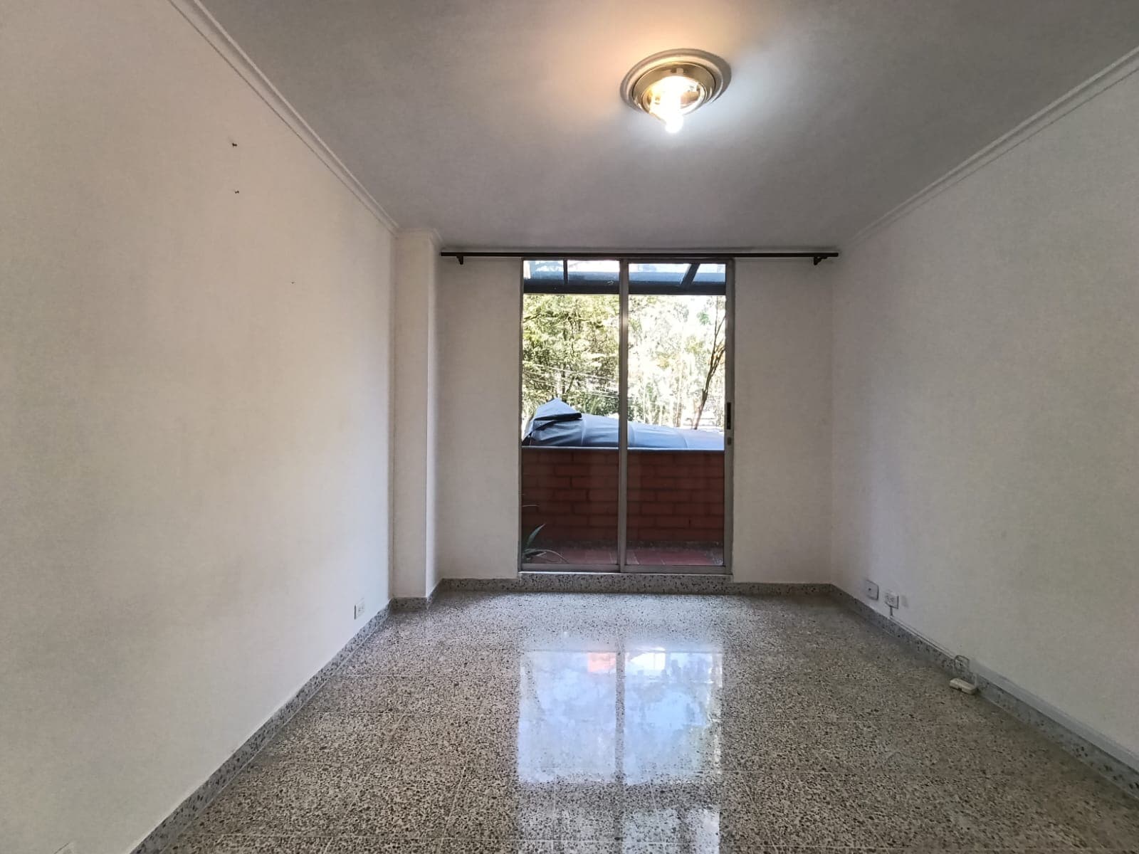 Apartamento en arriendo en San Lucas, El Poblado, Medellín — foto 5 de 16