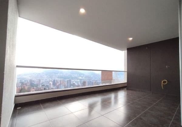Apartamento en arriendo en La Calera, El Poblado, Medellín — foto 3 de 15