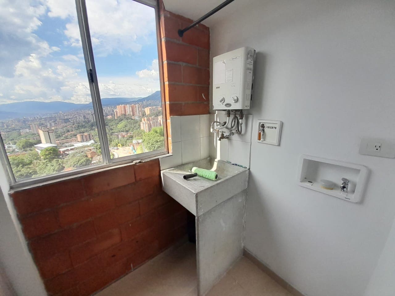 Apartamento en arriendo en La Mina, Envigado — foto 3 de 16