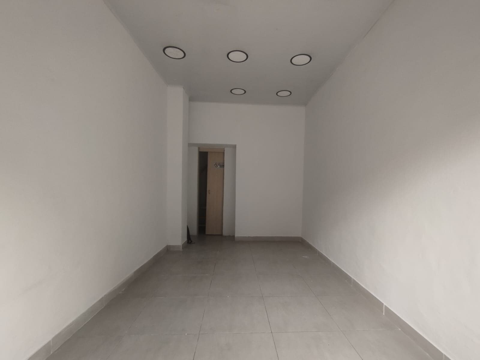 Local en arriendo en La Candelaria, Centro, Medellín — foto 5 de 16